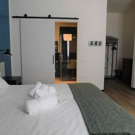 Piumaviola Beds & Lejlighedshotel Parma