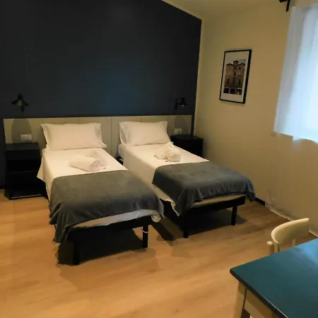 Piumaviola Beds & 4* Parma