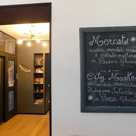 아파트호텔 Piumaviola Beds & 4*