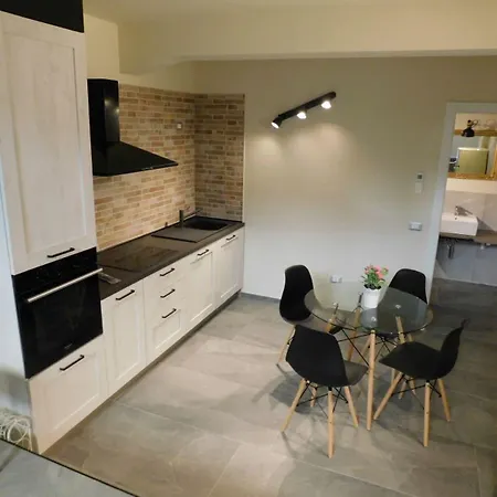 Piumaviola Beds & 아파트호텔 4*