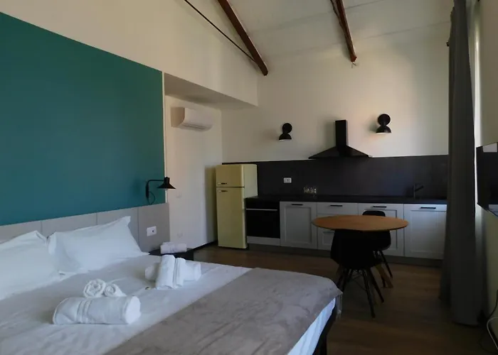 Piumaviola Beds & Apartmanhotel 4*