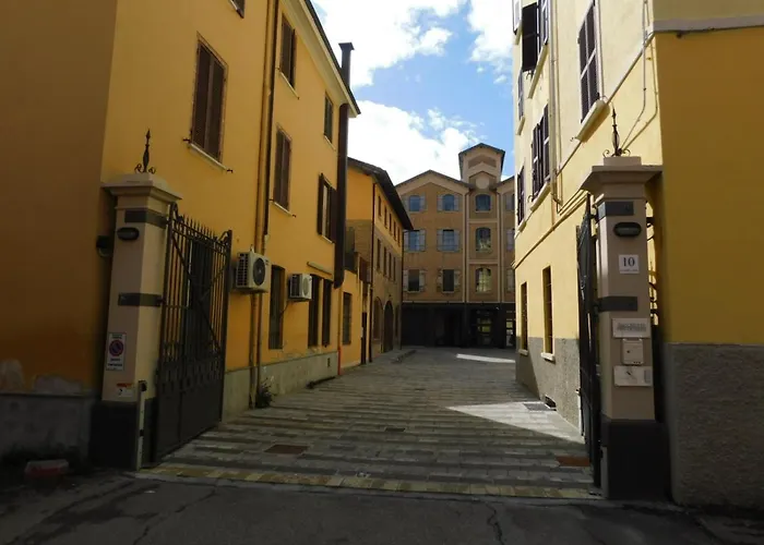 Piumaviola Beds & Apartmanhotel Parma