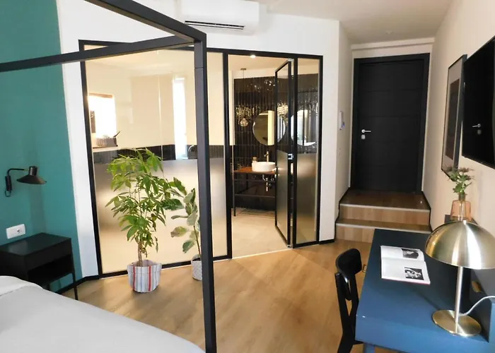 Piumaviola Beds & Apartmanhotel Parma