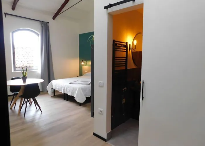 Apartmanhotel Piumaviola Beds & Parma
