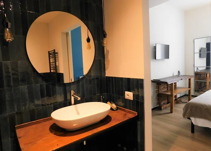 Apartmanhotel Piumaviola Beds & 4*